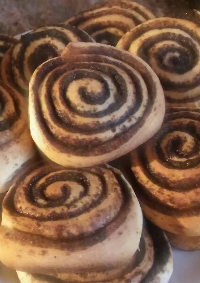 Una foto de Rollos de canela (cinnamon rolls)