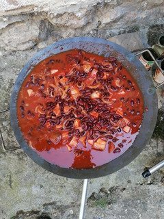Tárcsás hagymás bab recept fotója
