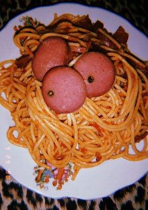 صورة لوصفة مكرونة بالسجق المدخن 🍜