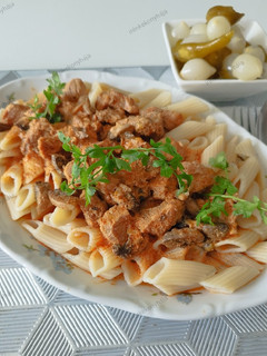 Tejfölös-gombás csirkemell gluténmentesen recept fotója
