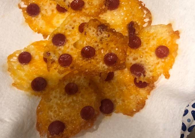 Cheesy Pizza Chips