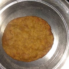 A picture of Aata puri.