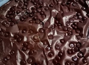Foto resep Brownies Chocochips Panggang Shiny Crust