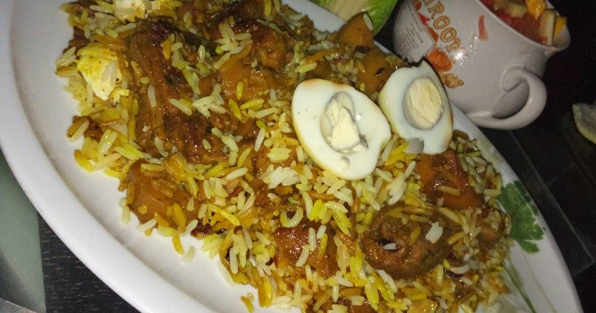 Chicken biryani girki daga @M-raah's Kitchen - Cookpad