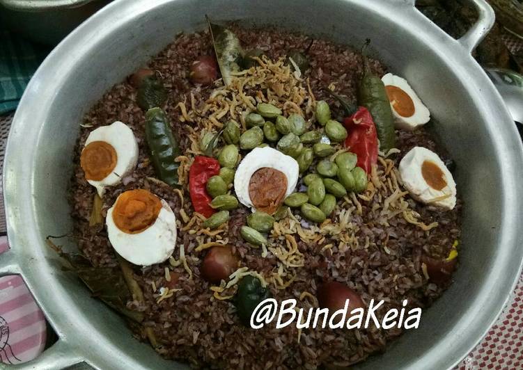 Nasi Liwet Merah ala Bunda Keia