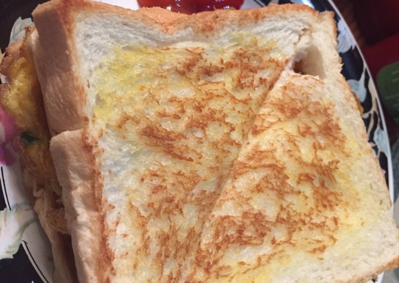 Sandwich Telur Isi Wortel