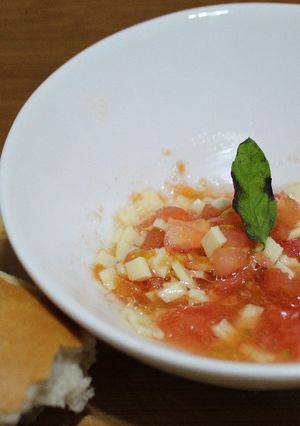 Una foto de Causeo de tomate y queso 🇨🇱🍅🧀