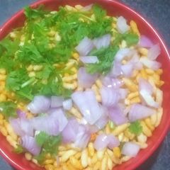A picture of Masala Pori.
