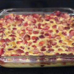 A picture of Strawberry clafoutis.