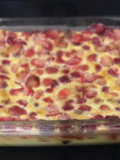 A picture of Strawberry clafoutis.