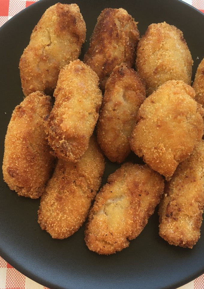Una foto de Croquetas de jamón y bacon