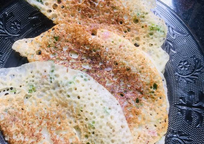 Step-by-Step Guide to Make Homemade Onion rava dosa