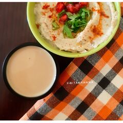 A picture of Tahini.