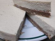 Una foto de queso fresco batido cacao