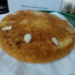 A picture of Almond cake.