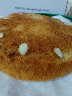 A picture of Almond cake.