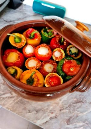 O poză a rețetei Legume umplute din carne tocată: ardei, roșii, vânătă, dovlecel!.