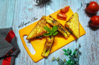 Resep Roti Panggang isi Bayam Merah-Kornet Menu Enak Dan Mudah Dibuat