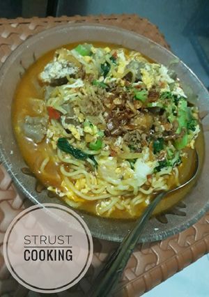 Foto resep Indomie goreng nyemek