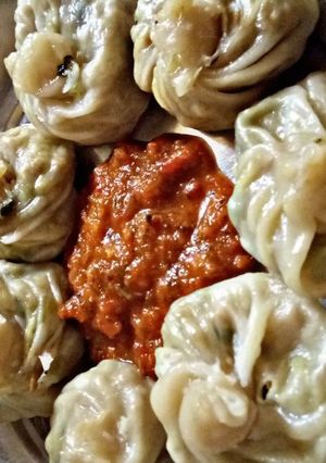A picture of Momos.