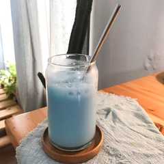 รูปของ Butterfly Pea Latte / Susu Bunga Telang