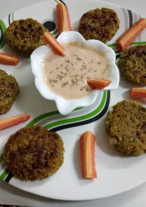 A picture of Broken wheat & oats spinach croquettes.
