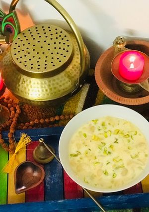A picture of Chirer Payesh or Kheer Poha.