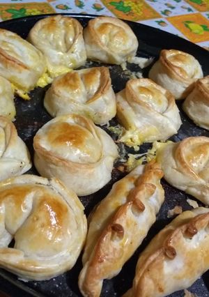 Una foto de Empanadas de jamón y queso