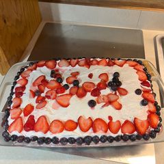A picture of Banana Split Dessert.
