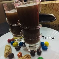 A picture of Garden egg with Apple-juice.