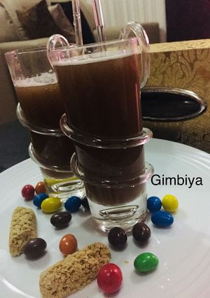 A picture of Garden egg with Apple-juice.