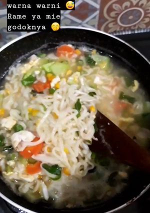 Foto resep Mie godok warna warna (1y+)