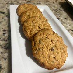 A picture of Papa's oatmeal Cookies.