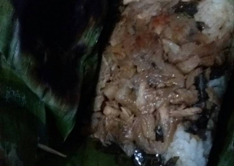 Nasi Bakar isi tumis ayam jamur oseng daun pepaya