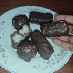 A picture of Chocolate Bounty Treat.