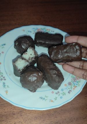 A picture of Chocolate Bounty Treat.