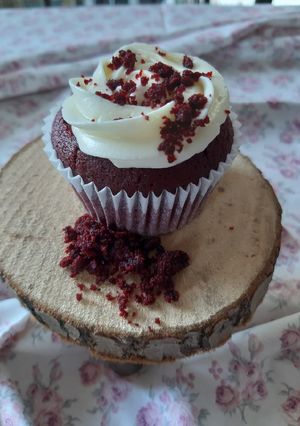 Una foto de Cupcakes red velvet con crema de queso