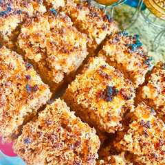 TORTA DE BANANA🍌MANZANA🍎Y CACAO🍫AMARGO CON CRUMBLE DE COCO 🥥-レシピのメイン写真