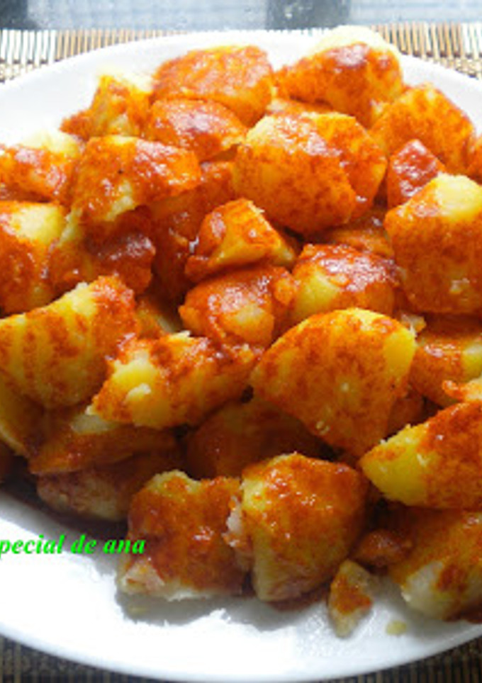 Una foto de Patatas con pimentón de la vera