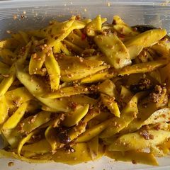 A picture of Rujak Mangga.