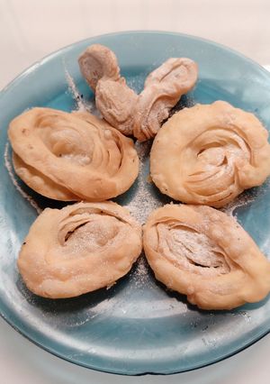 ફટાફટ ખાજલી (Fatafat Khajali Recipe In Gujarati) રેસીપી મુખ્ય ફોટો