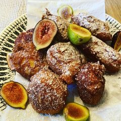 Italian Doughnuts “Zeppole” A picture of Italian Doughnuts “Zeppole”.