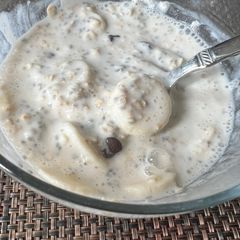 A picture of “Instant” Overnight Oats.