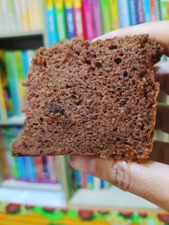 Foto resep 46. Bolu Coklat Kismis Panggang Wokpan/ Panci 🧡