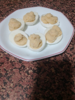 Una foto de Huevos rellenos de Gambas