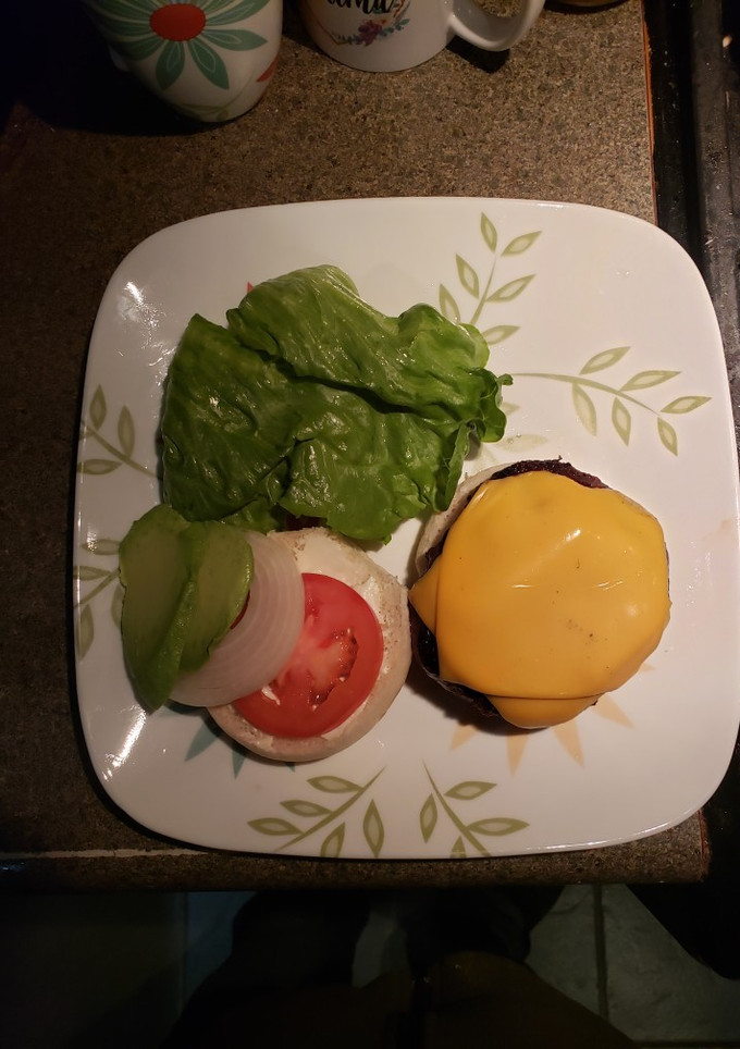 Una foto de Hamburguesas con Queso al Carbón