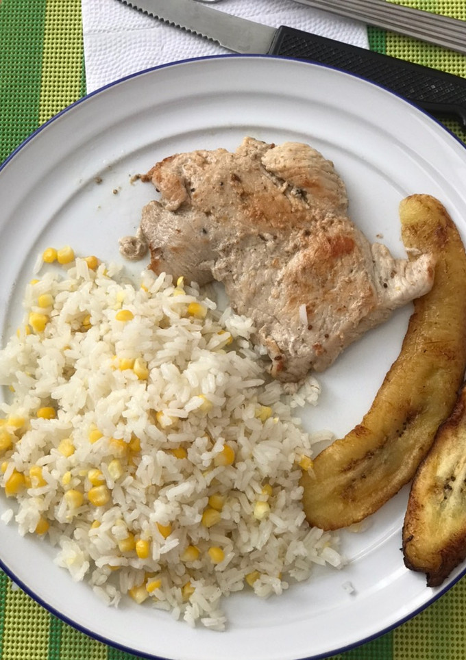 Una foto de Arroz de mazorca y pechuga de pavo