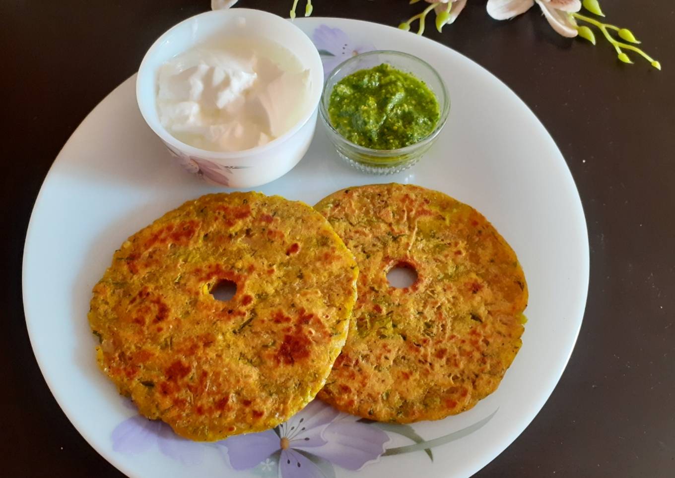 Multigrain-Onion Thalipeeth
