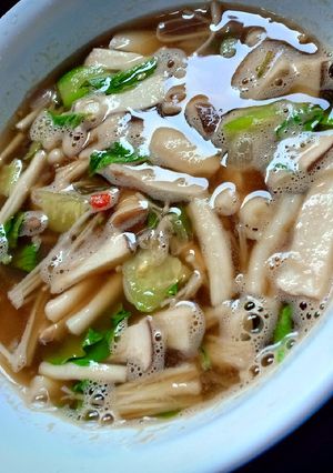 รูปของ แกงเห็ดสามอย่าง🍄