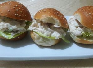 Una foto de Sandwichitos de pollo